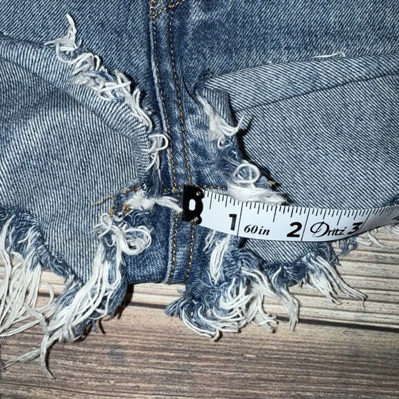 Levi’s 501 Jean Shorts Women’s 31 Button Fly High Rise Distressed Daisy Dukes - Picture 11 of 11